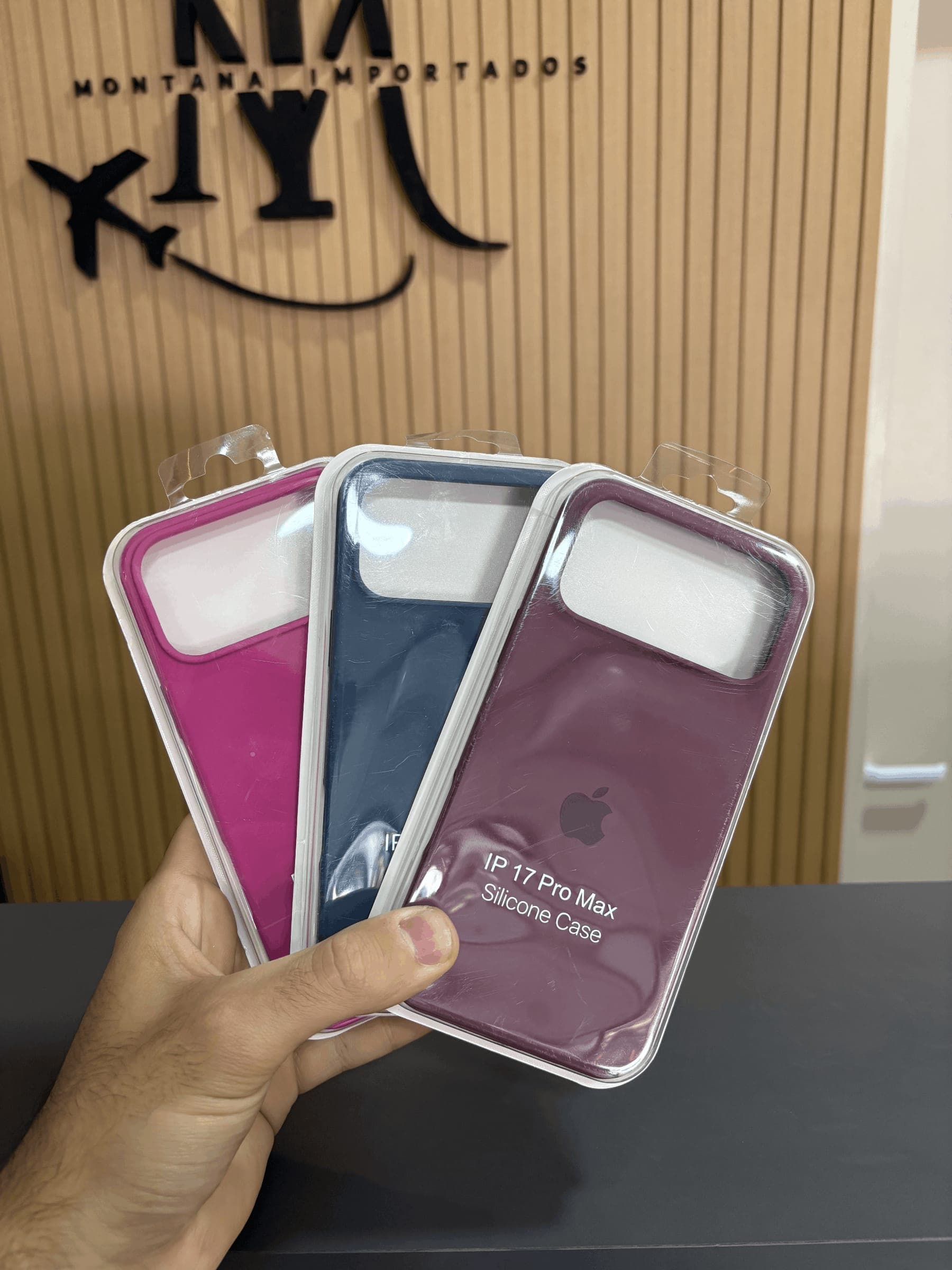 PROMO 3 SILICONE CASE LINEA 17
