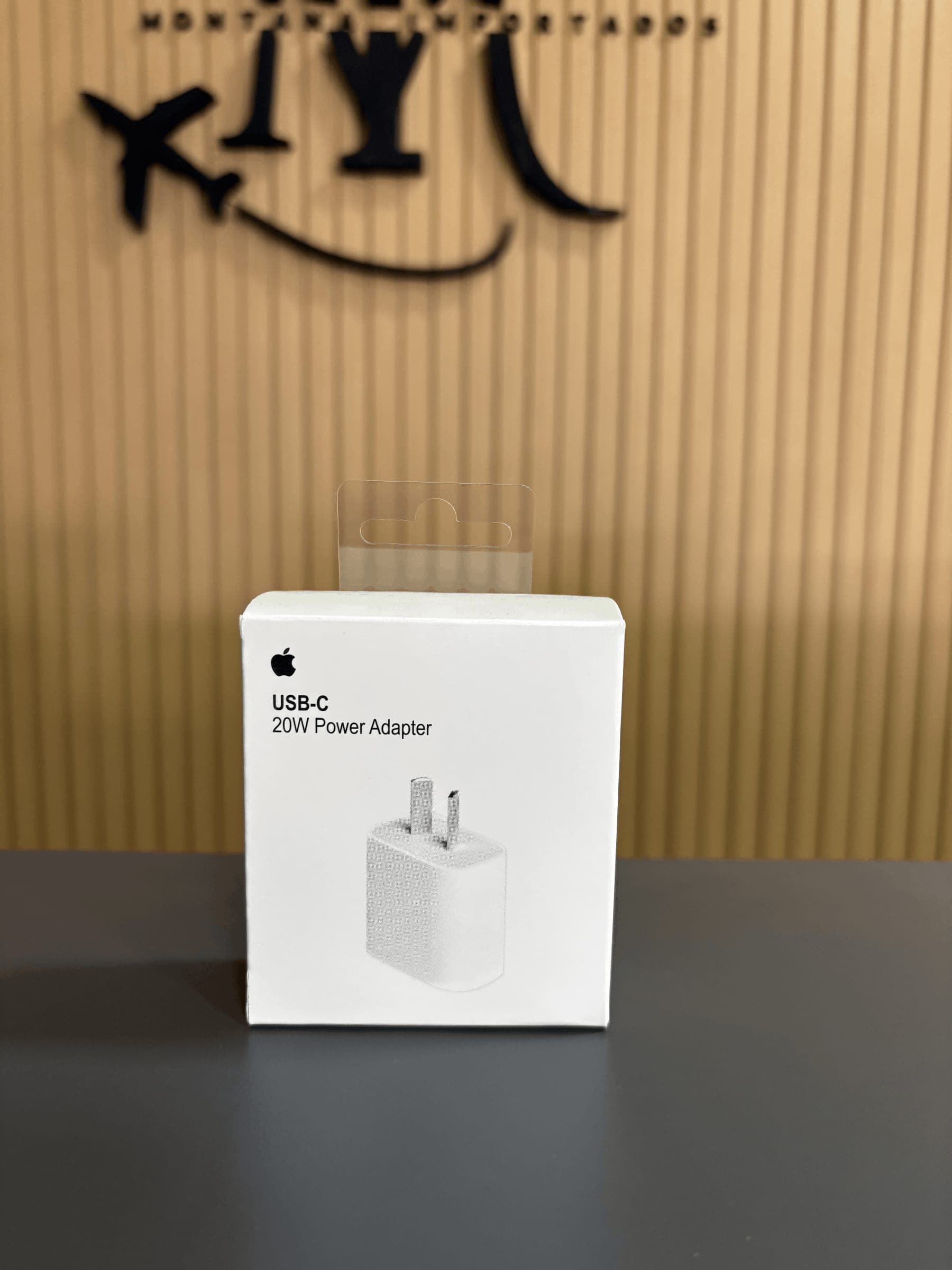 FUENTE 20W (AAA)